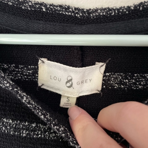 Lou & Grey Textured Stripes Long Sleeve Top Size Small - Picture 2 of 8
